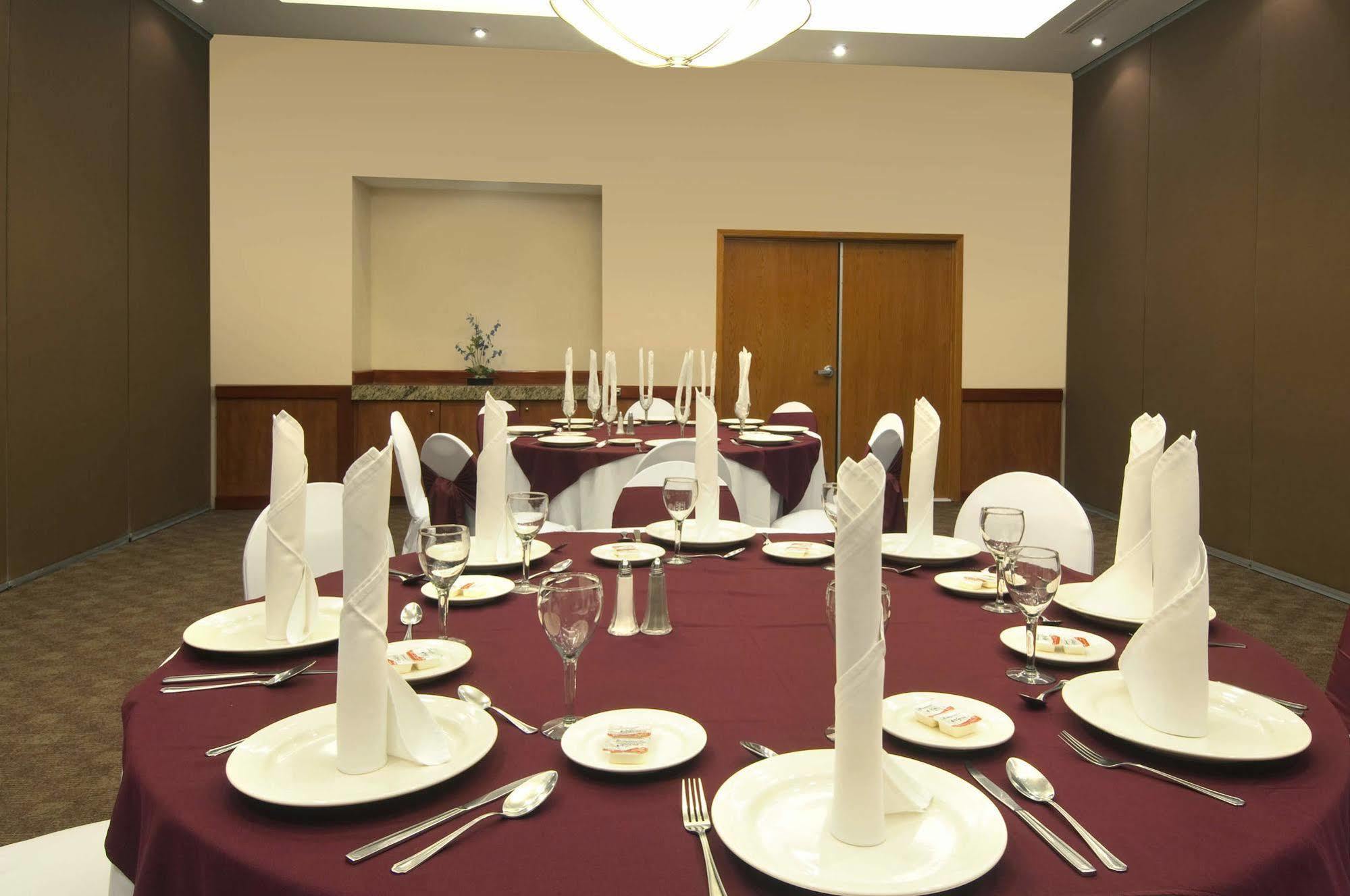 Fiesta Inn Poza Rica Exterior foto